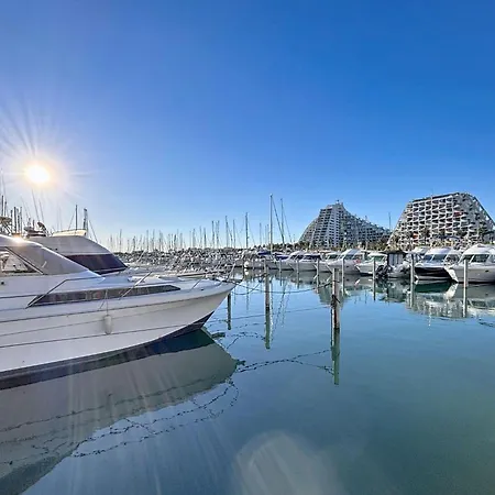 Les Belles Plages-6 By Interhome